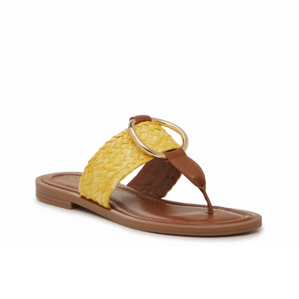 ✨NWT✨ Kelly & Katie Olive Sandal